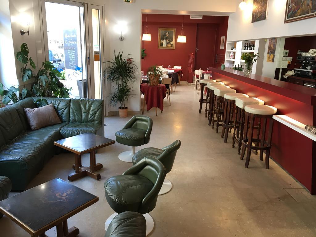 Hotel Restaurant Les Oceanides Concarneau Eksteriør billede